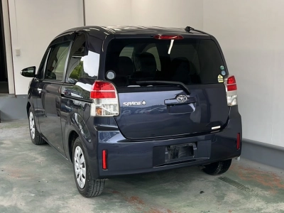TOYOTA SPADE