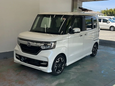 HONDA N BOX CUSTOM