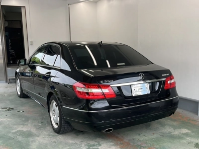 MERCEDES BENZ E CLASS
