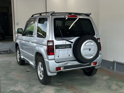 MITSUBISHI PAJERO MINI