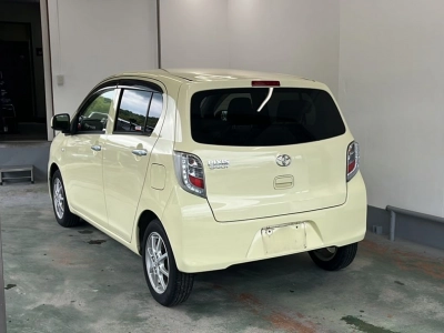 TOYOTA PIXIS EPOCH