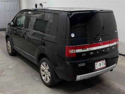 MITSUBISHI DELICA D:5