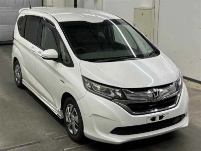HONDA FREED HYBRID