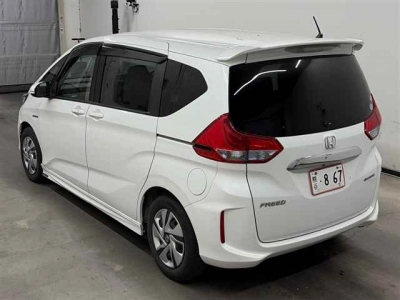 HONDA FREED HYBRID