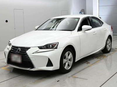 LEXUS IS