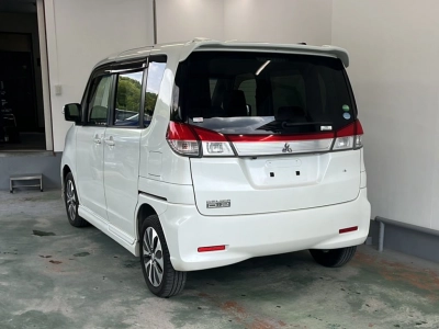 MITSUBISHI DELICA D:2