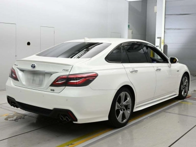 TOYOTA CROWN HYBRID