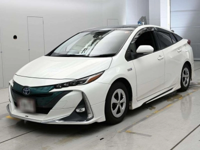 TOYOTA PRIUS PHV