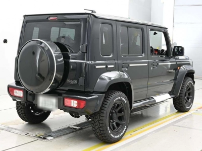 SUZUKI JIMNY NOMADE