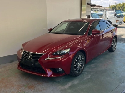 LEXUS IS