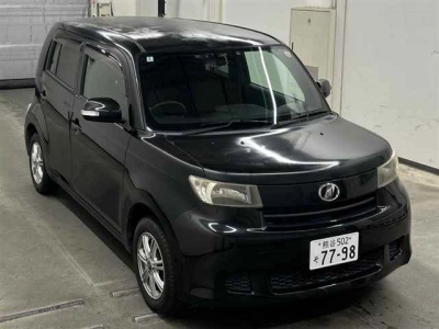 TOYOTA BB