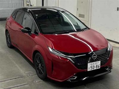 NISSAN AURA