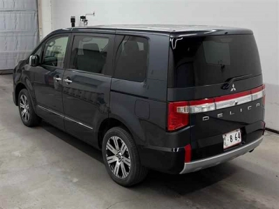 MITSUBISHI DELICA D:5