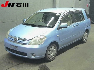 TOYOTA RAUM