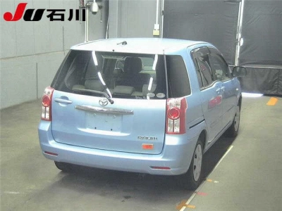 TOYOTA RAUM