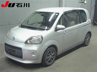 TOYOTA PORTE
