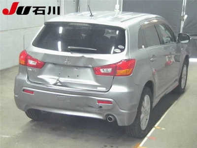 MITSUBISHI RVR
