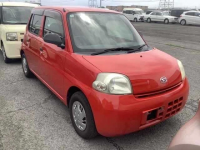 DAIHATSU ESSE