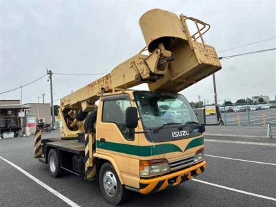 ISUZU ELF