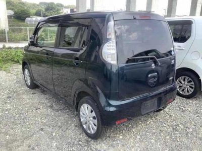 SUZUKI MRWAGON