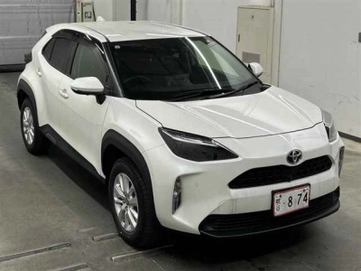 TOYOTA YARIS CROSS
