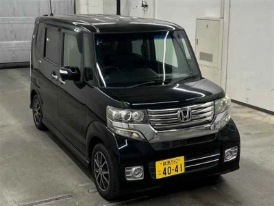 HONDA N BOX CUSTOM