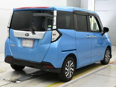 TOYOTA TANK
