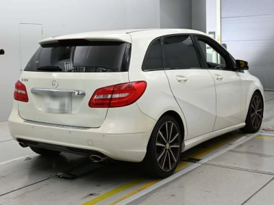 MERCEDES BENZ B CLASS