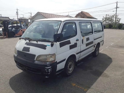 TOYOTA HIACE WAGON
