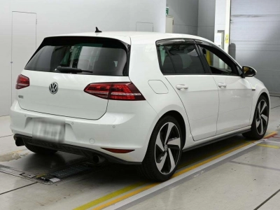 VOLKSWAGEN GOLF  GTI