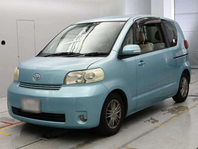 TOYOTA PORTE
