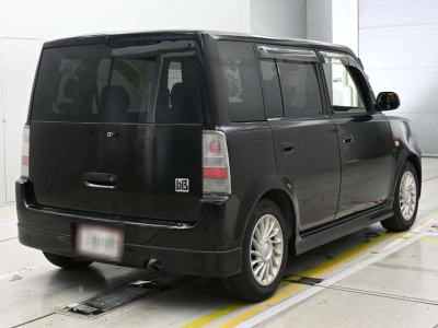 TOYOTA BB