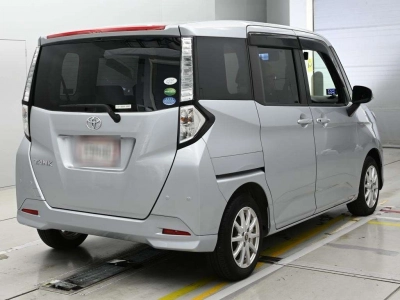 TOYOTA TANK