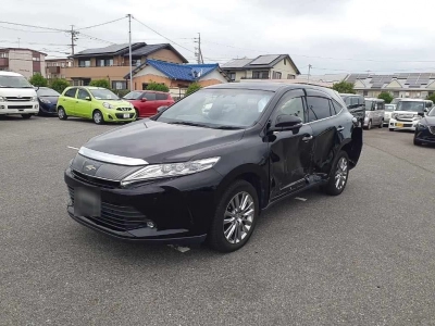 TOYOTA HARRIER
