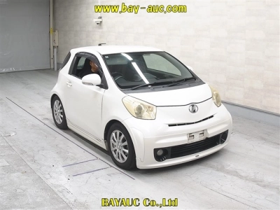 TOYOTA IQ