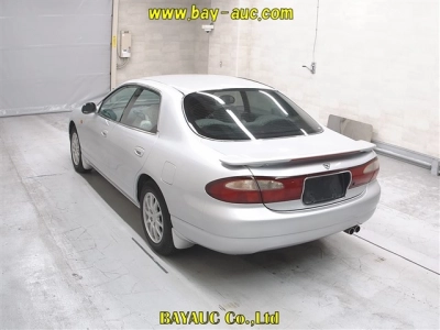 MAZDA EFINI MS-8