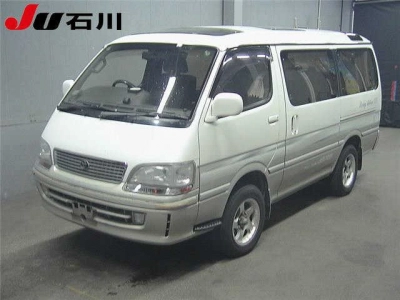 TOYOTA HIACE WAGON
