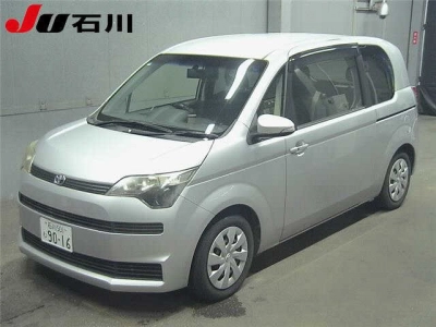 TOYOTA SPADE