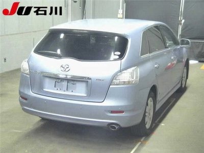 TOYOTA MARK X ZIO