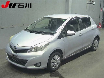 TOYOTA VITZ