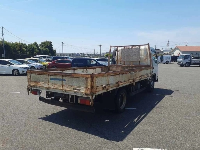 TOYOTA DYNA TRUCK