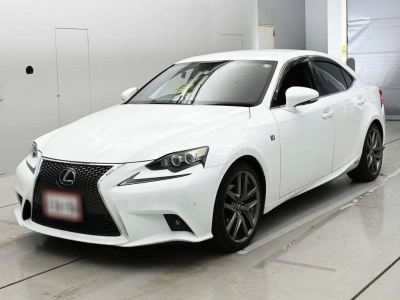 LEXUS IS