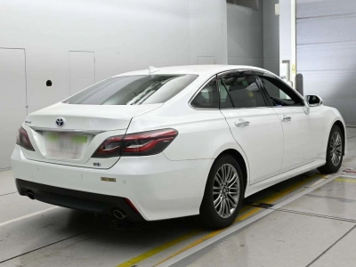 TOYOTA CROWN HYBRID