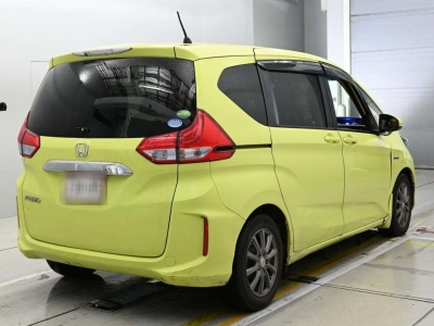 HONDA FREED HYBRID