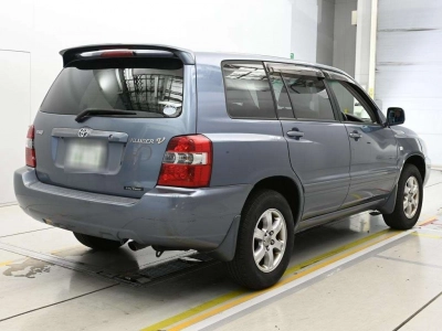 TOYOTA KLUGER