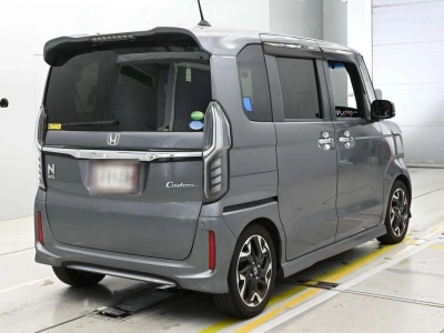 HONDA N BOX CUSTOM