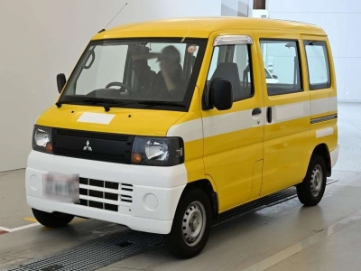 MITSUBISHI MINICAB