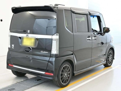 HONDA N BOX CUSTOM