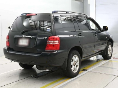 TOYOTA KLUGER