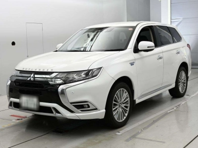 MITSUBISHI OUTLANDER PHEV